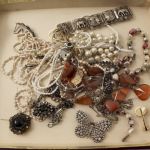 887 3592 JEWELLERY